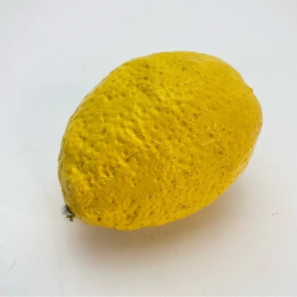Lemon - Picture 3 of 8